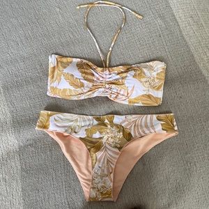 NWT Ripcurl matching bikini